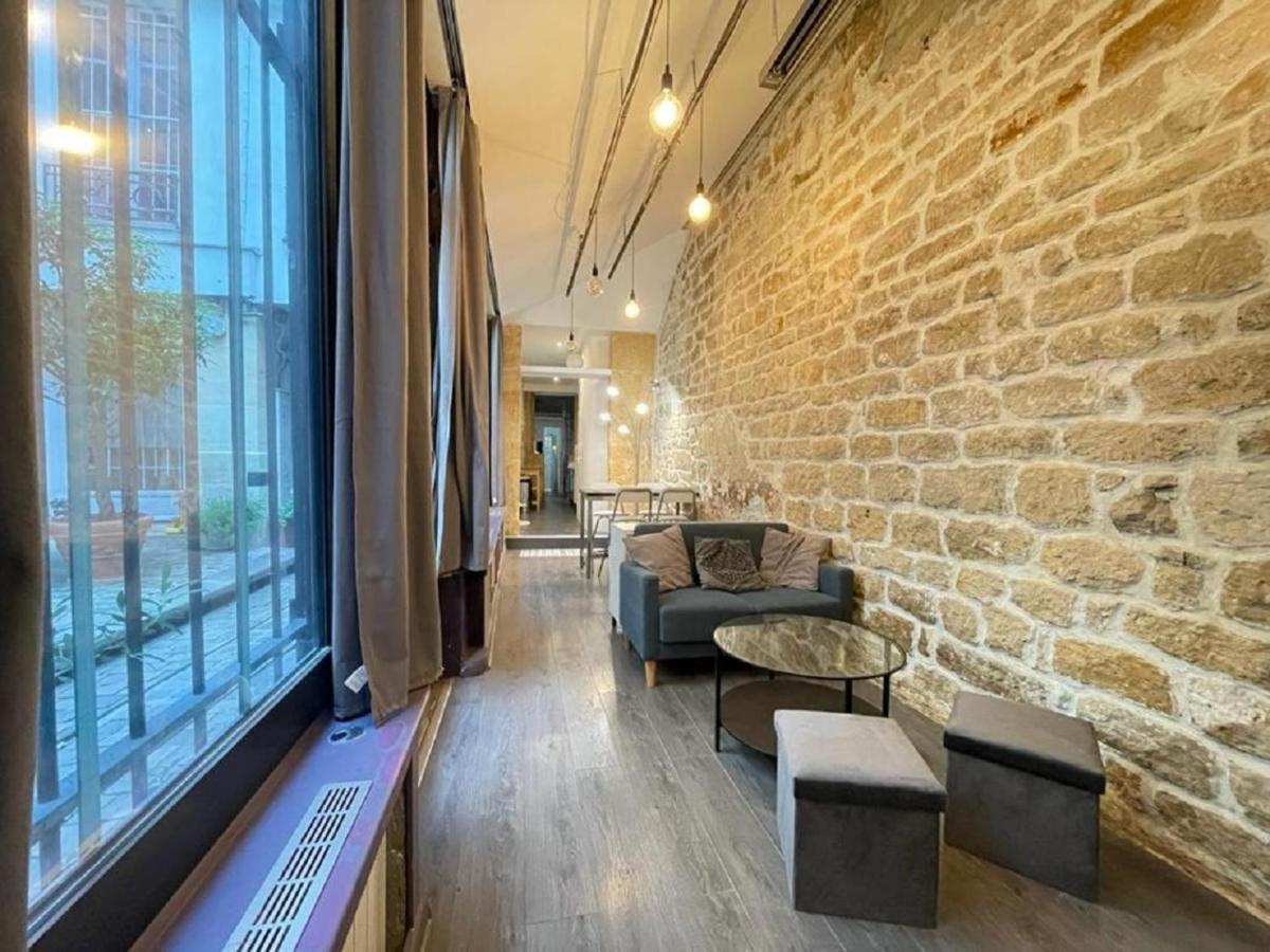 1 Bedroom Louvre Jeuneurs Париж Екстериор снимка