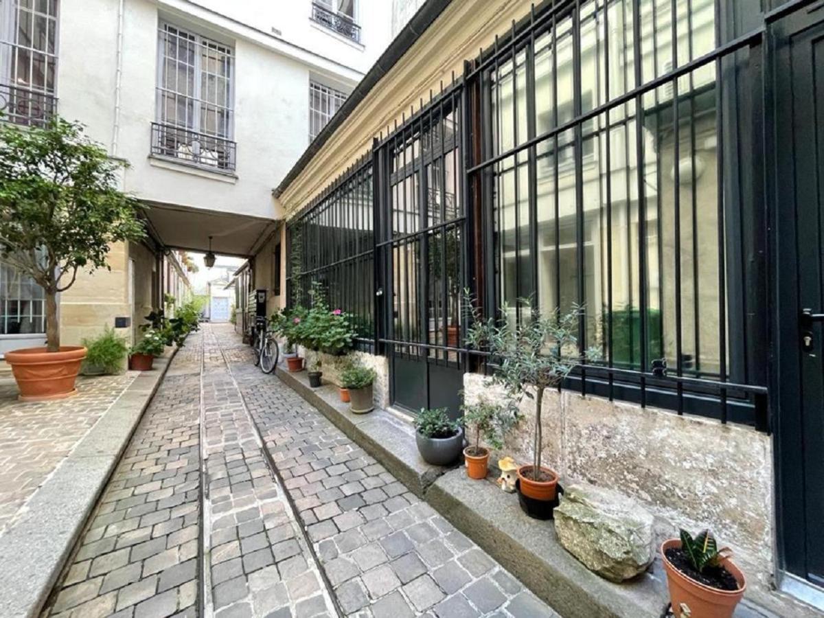 1 Bedroom Louvre Jeuneurs Париж Екстериор снимка