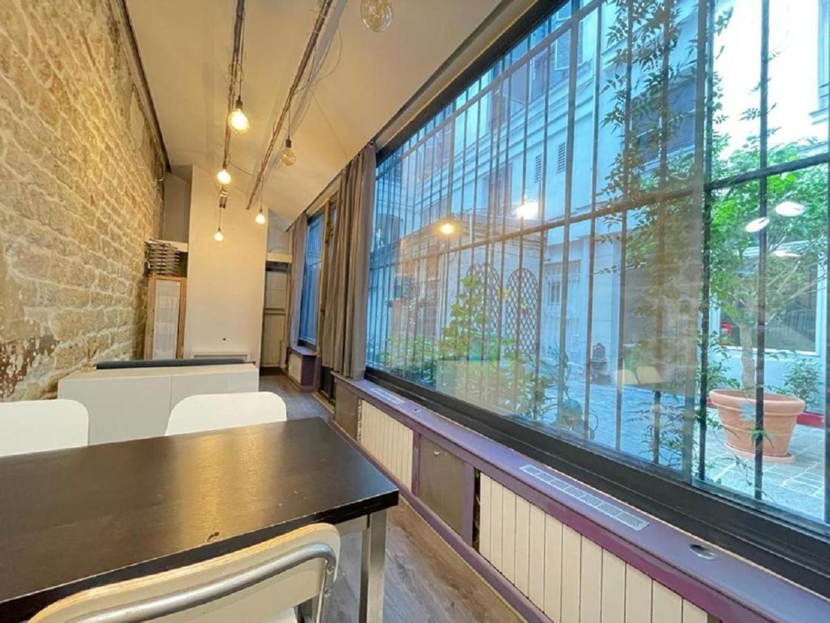 1 Bedroom Louvre Jeuneurs Париж Екстериор снимка